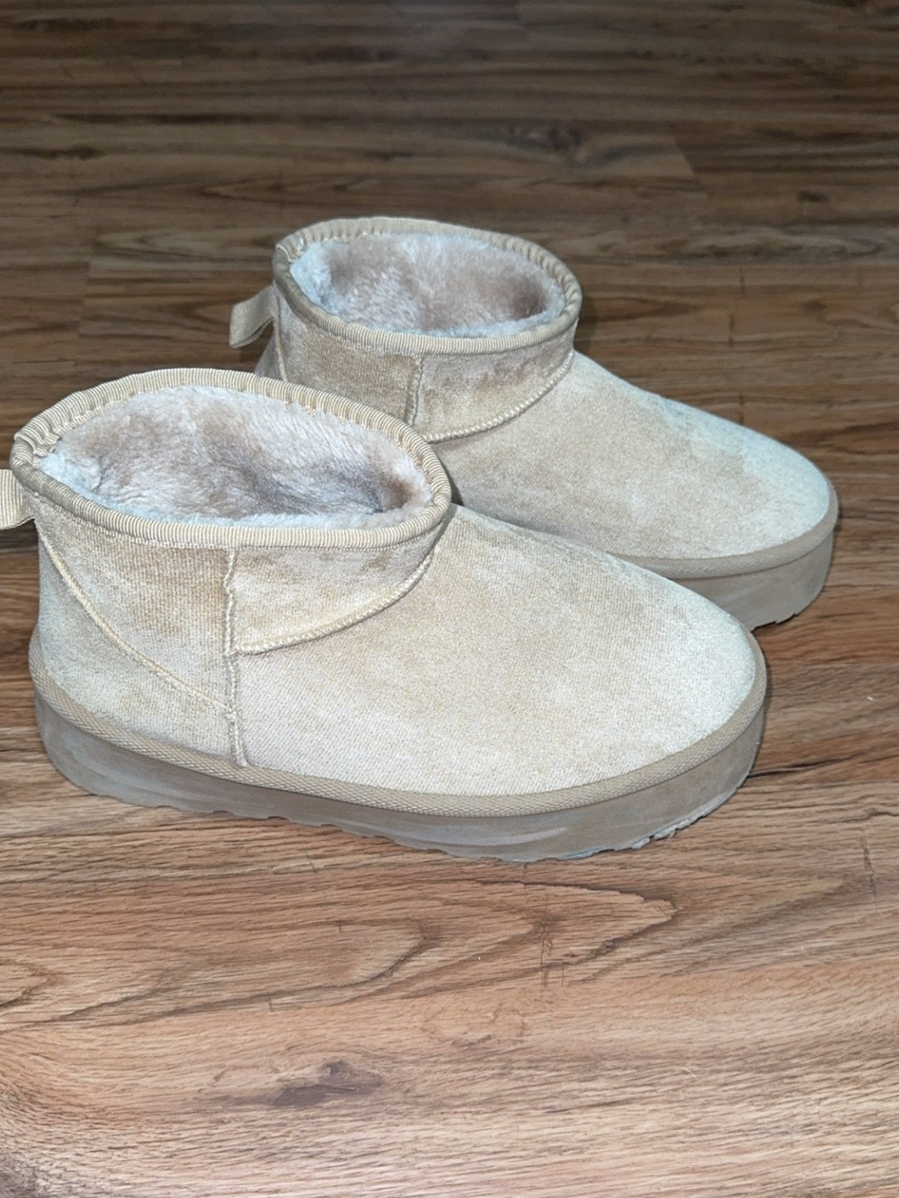 Olivia & Kate New York Ultra Mini Boots - Size